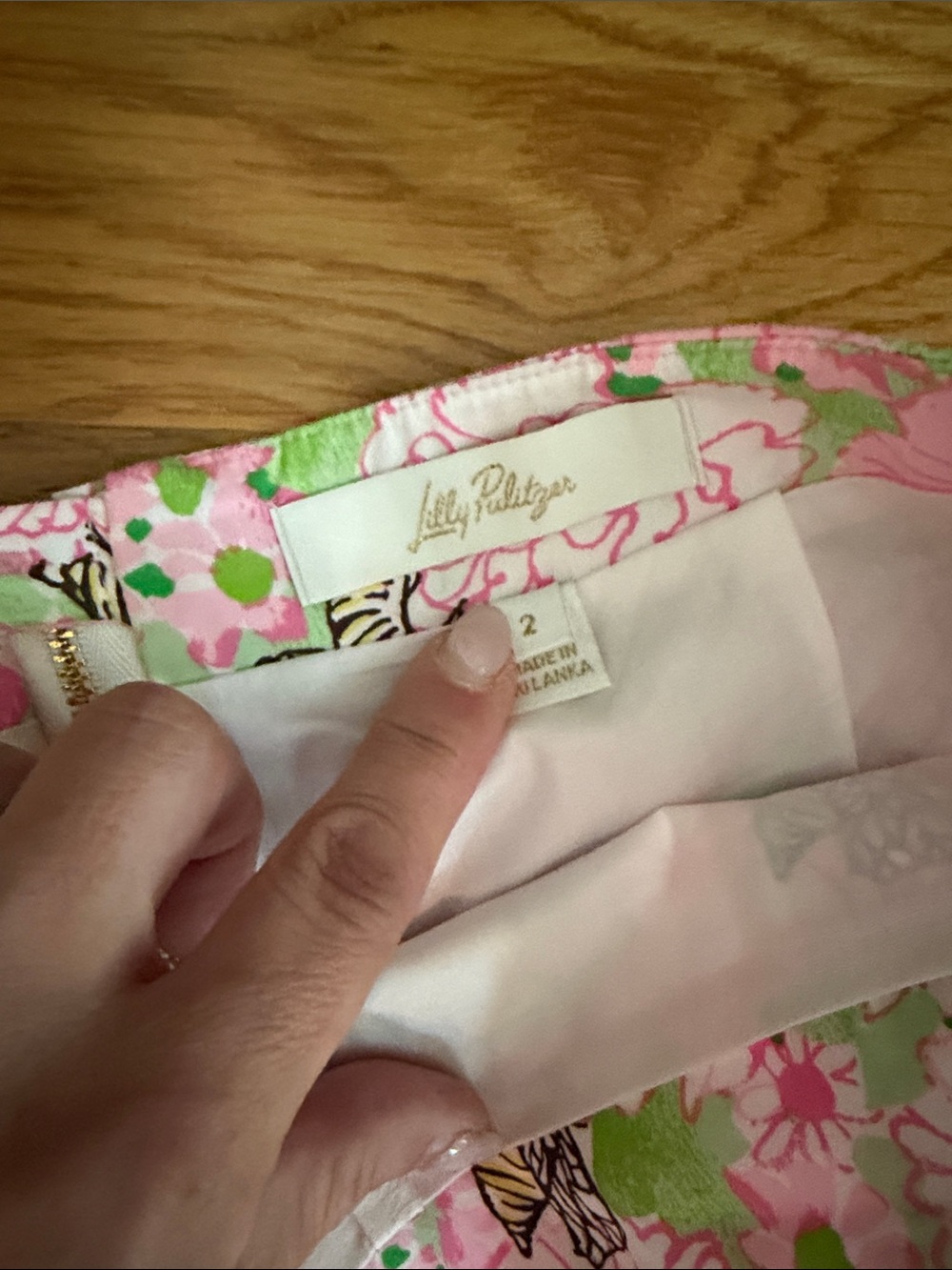 Lilly Pulitzer Pink Floral Bee daye Lace-Trim Mini Skort - Picture 2 of 9
